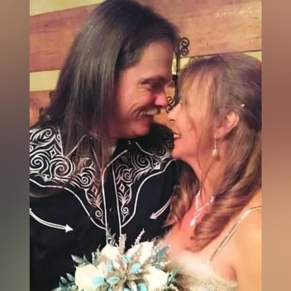 Meet your Posher, Kathy - Picture 7 of 12